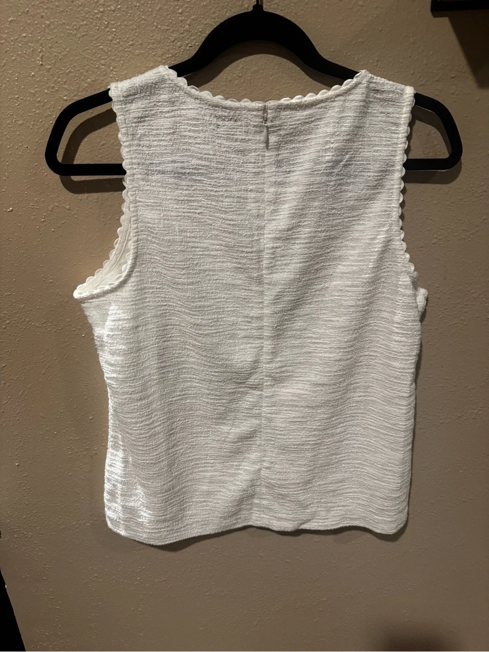 J. Crew White Textured Scalloped-Edge Tank